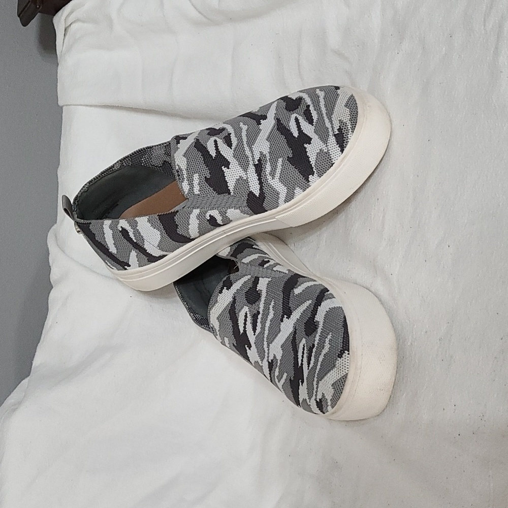 Steve Madden Slip-On Knit Sneakers - Gray Camo